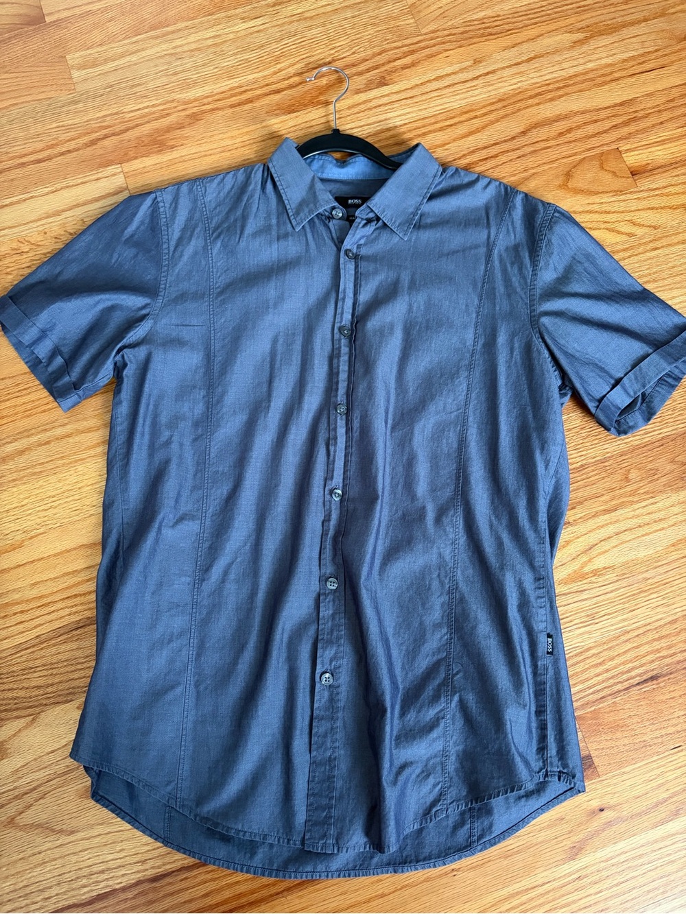 Huge Boss Short-Sleeve Men's Button-Up Shirt
